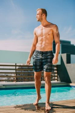 GUGGEN Mountain Badeshorts Badehose Herren Schnelltrocknende Badeshorts 1862 Mit Kordelzug Beachshorts Boardshorts Schwimmhose Männer Grau Kariert 1862 Schnelltrocknende Badeshorts 1862 Mit Kordelzug Beachshorts Boardshorts Schwimmhose Männer Grau Kariert -Buffalo Shop ff9deb15 a924 437e a982 b2228c5b3d41